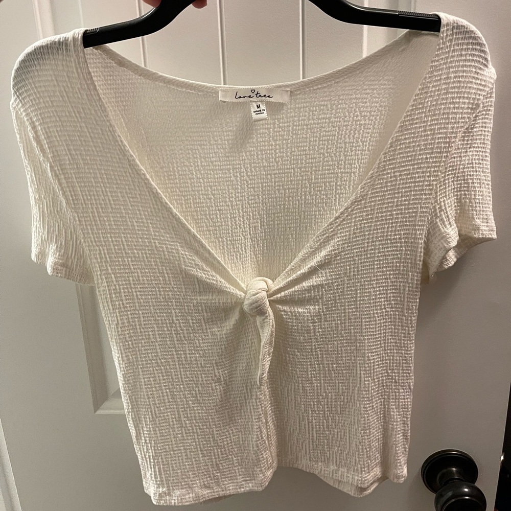 Ribbed white top